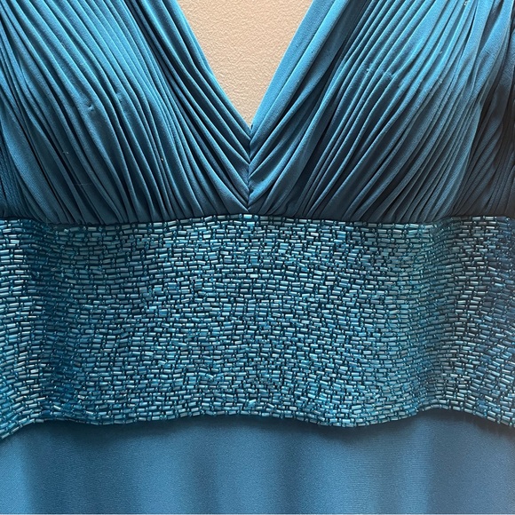 NWT deep turquoise blue formal beaded dress. Back zipper closure with hook. - Picture 6 of 7